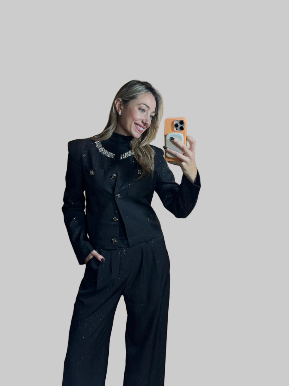 Sia Suit